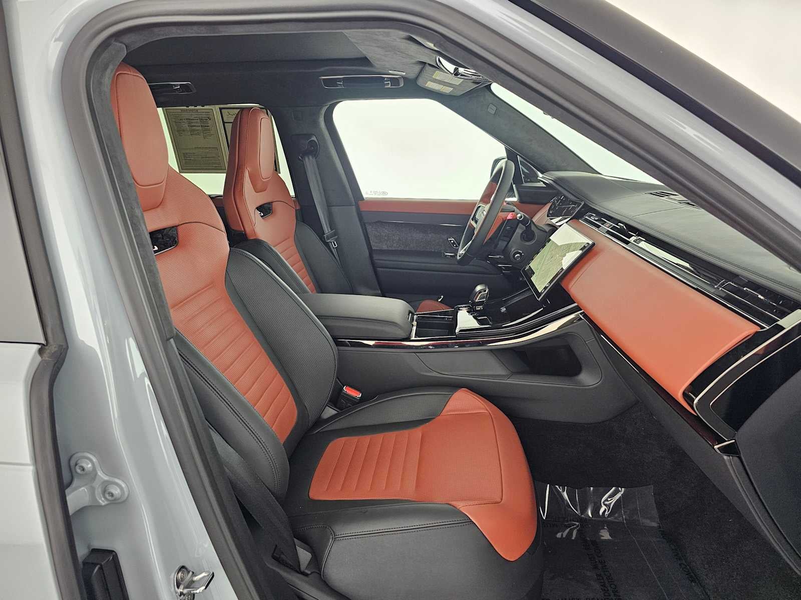 2026 Land Rover Range Rover Sport SV