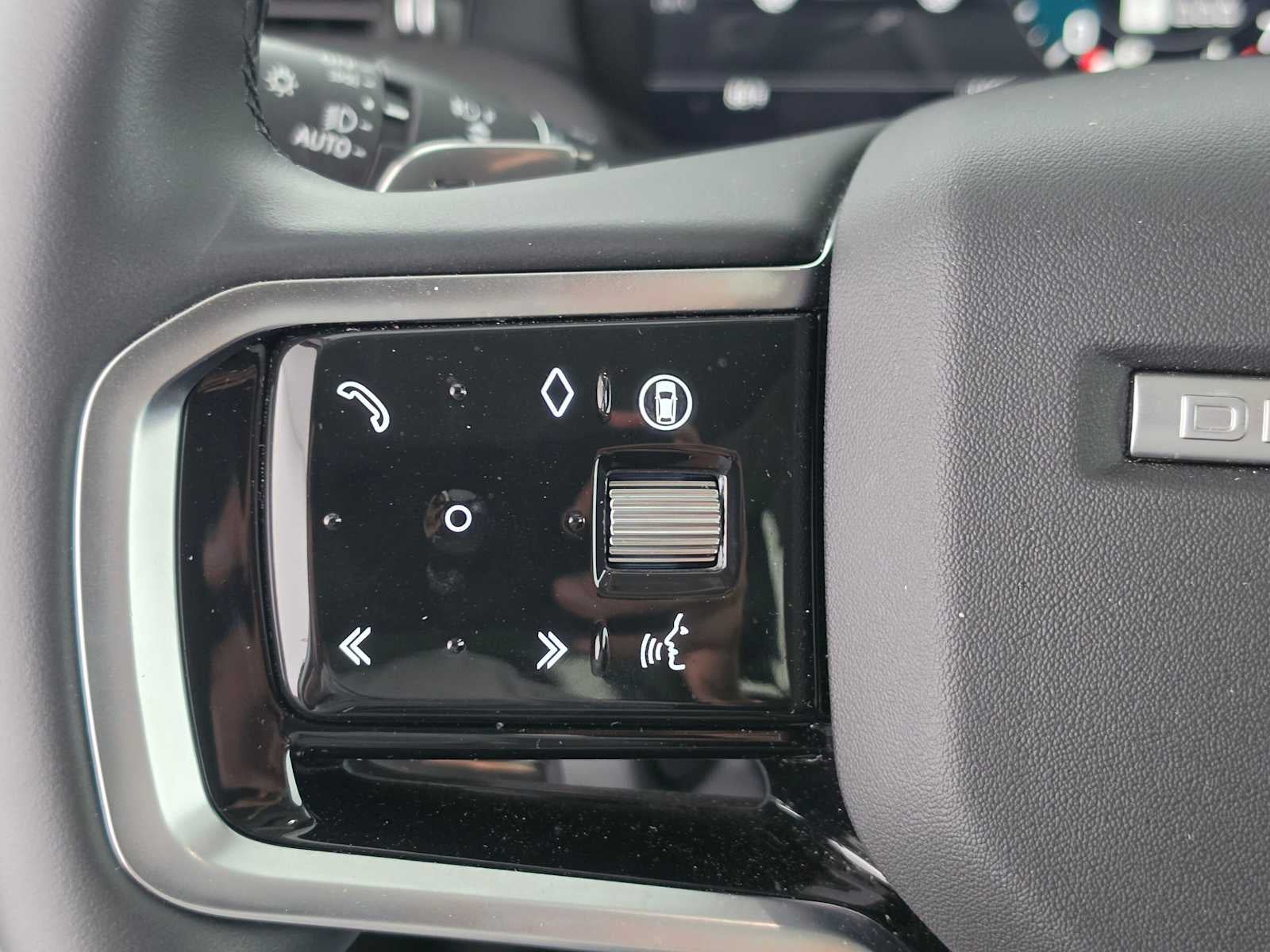 2025 Land Rover Discovery Sport S