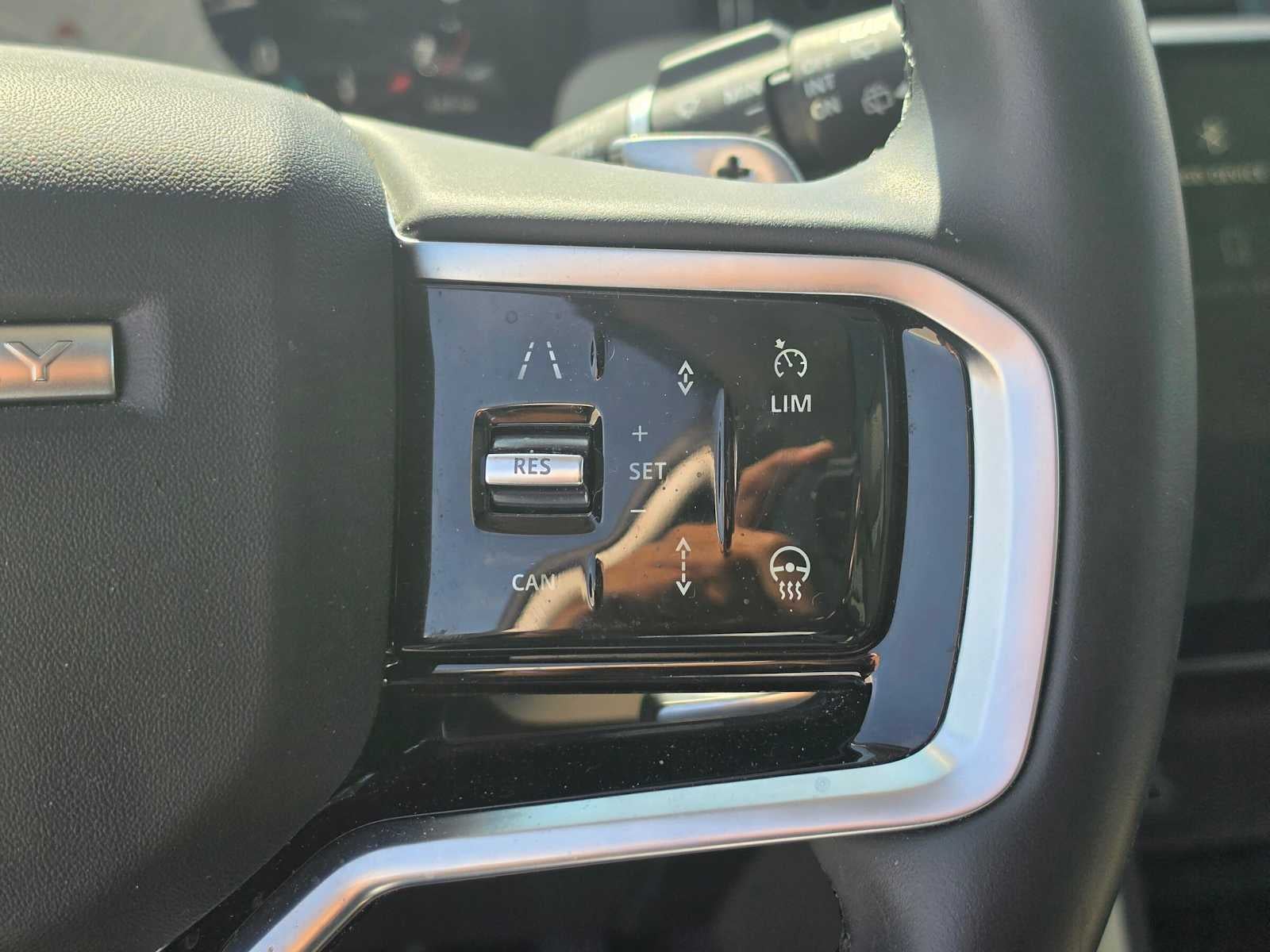 2024 Land Rover Discovery Sport Core S