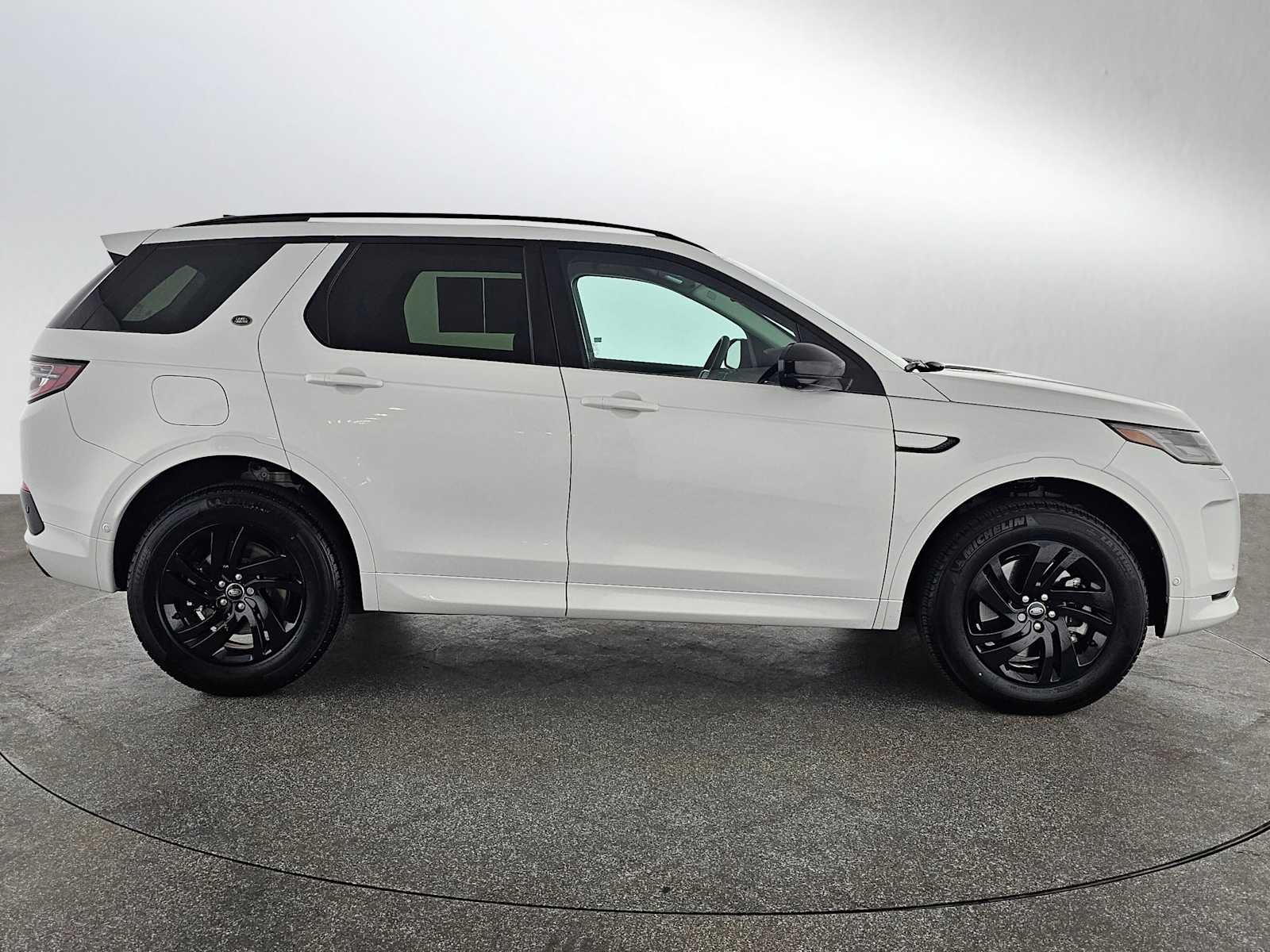 2024 Land Rover Discovery Sport Core S