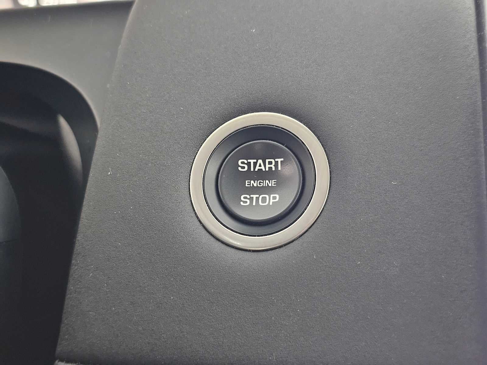 2024 Land Rover Discovery Sport Core S