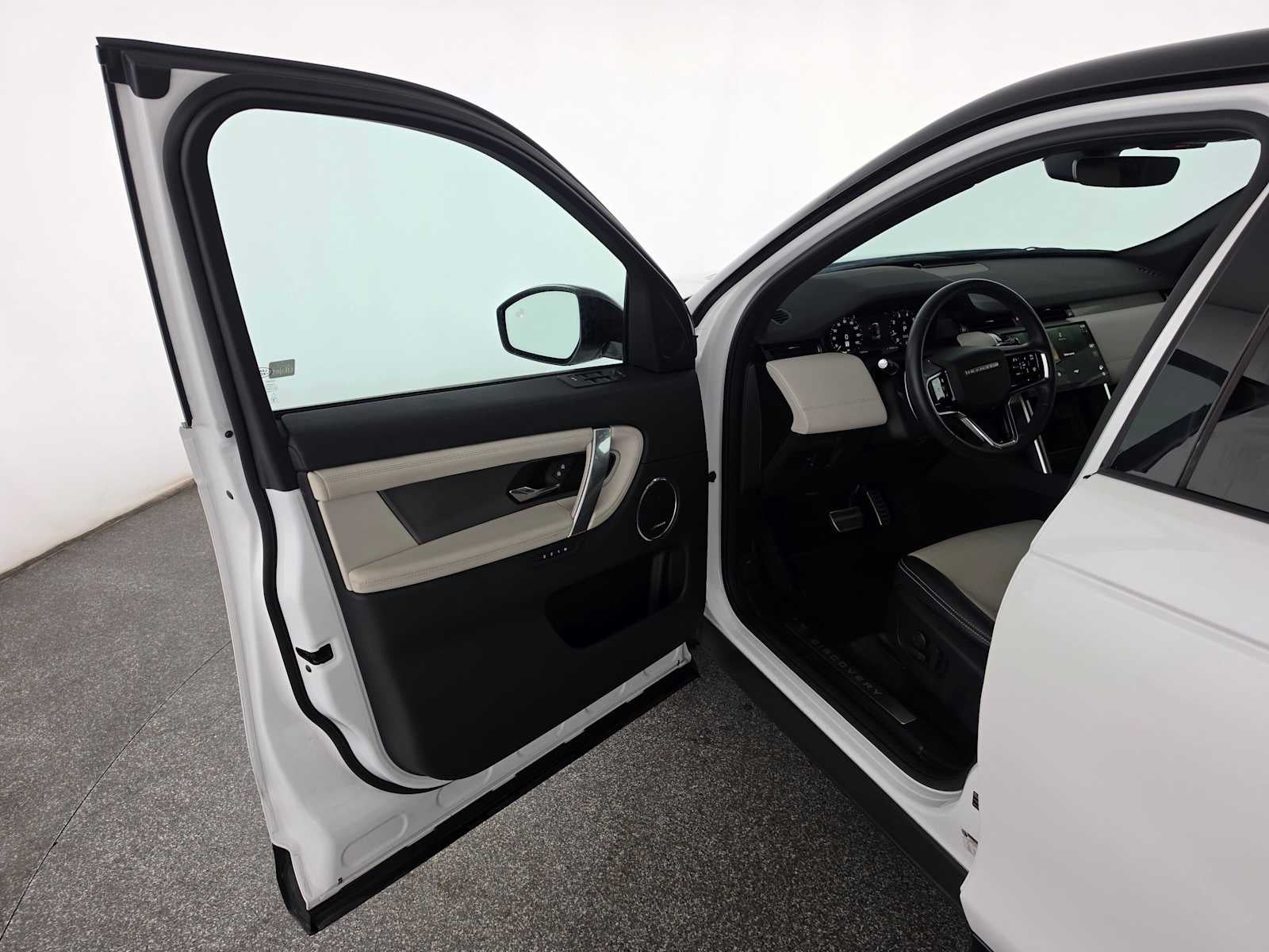 2024 Land Rover Discovery Sport Dynamic SE