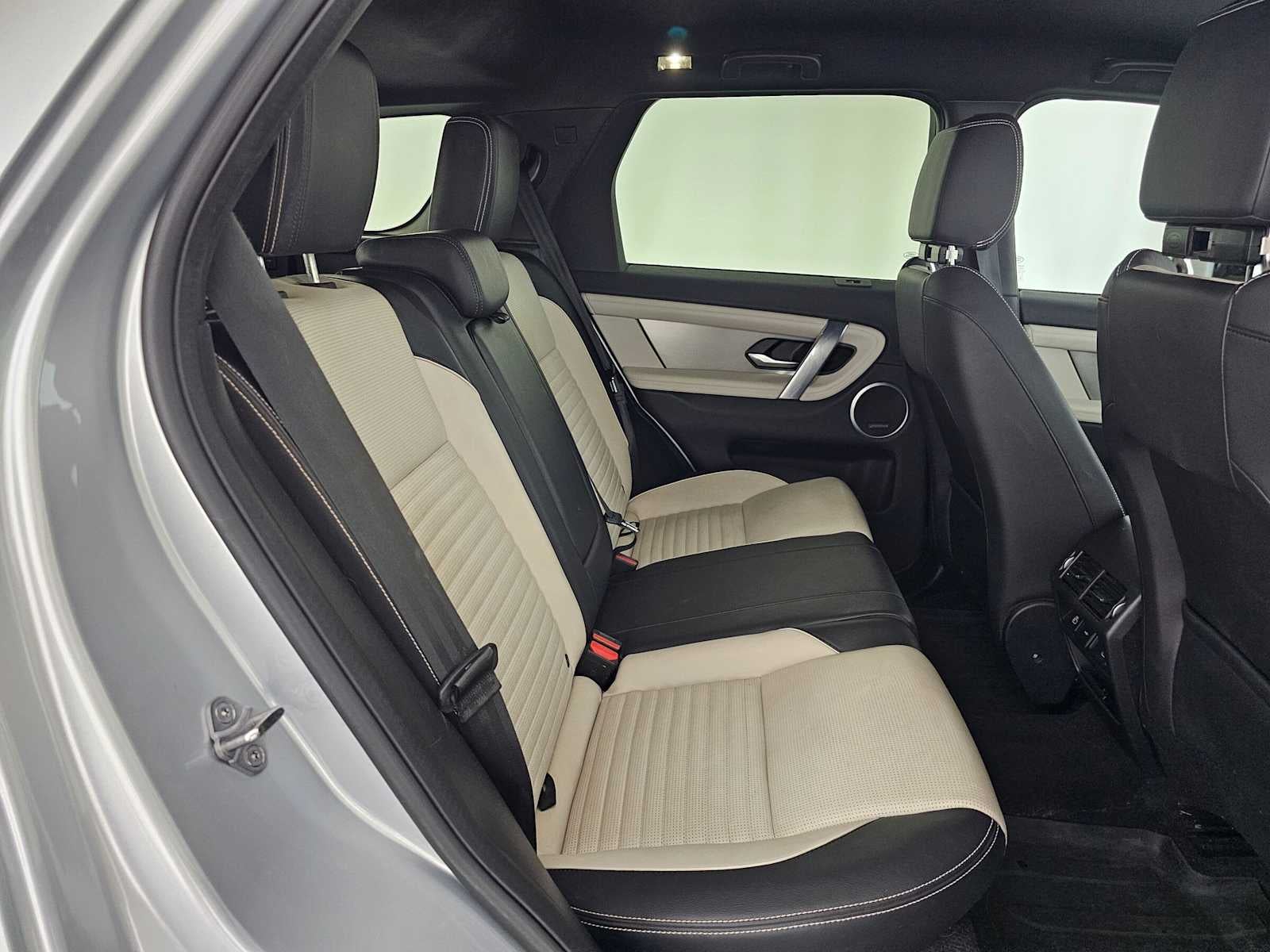 2023 Land Rover Discovery Sport SE R-Dynamic