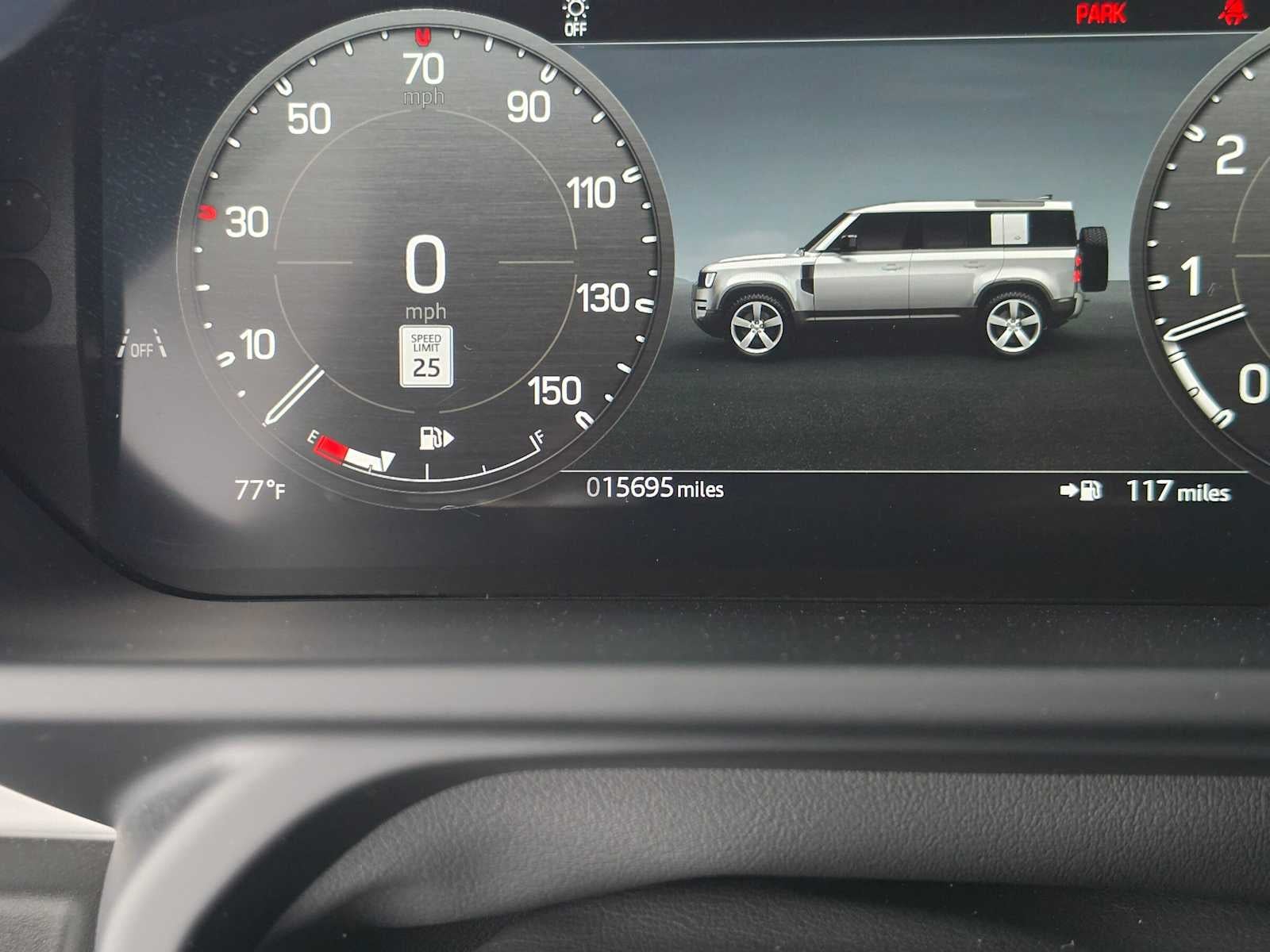 2025 Land Rover Defender X-Dynamic SE