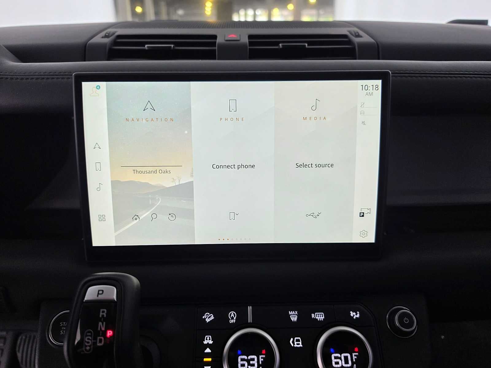 2025 Land Rover Defender X-Dynamic SE