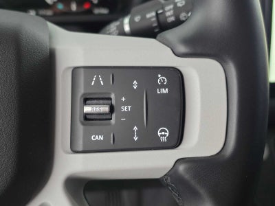 2025 Land Rover Defender X-Dynamic SE