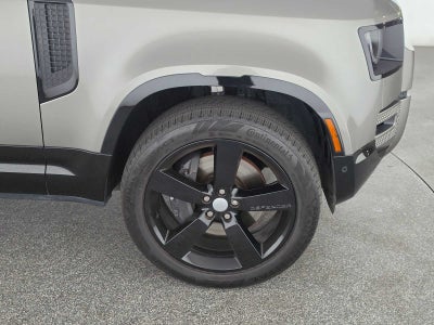 2025 Land Rover Defender X-Dynamic SE