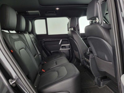 2023 Land Rover Defender X-Dynamic SE