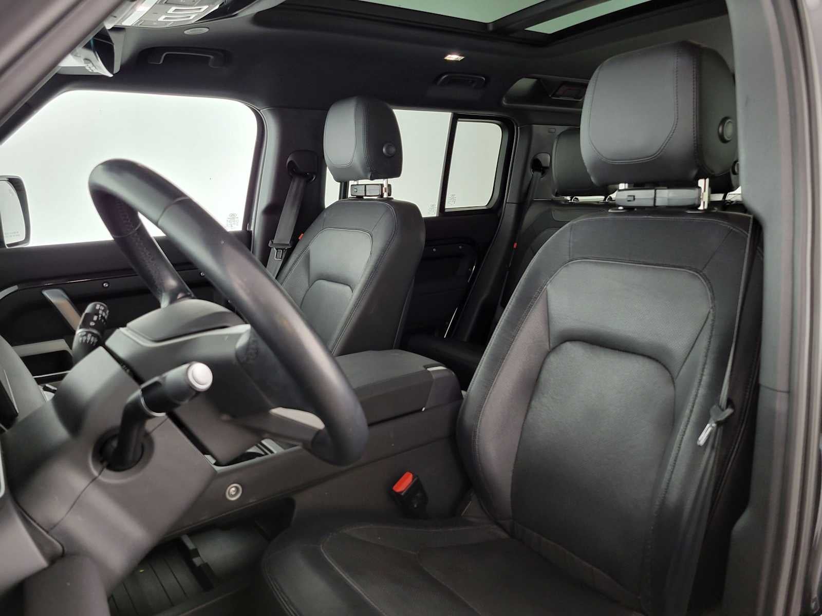 2023 Land Rover Defender X-Dynamic SE