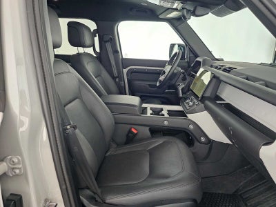 2026 Land Rover Defender X-Dynamic SE