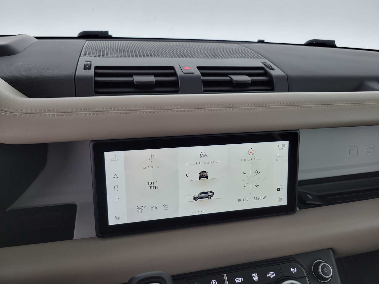 2020 Land Rover Defender HSE