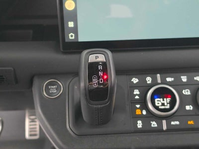 2024 Land Rover Defender V8