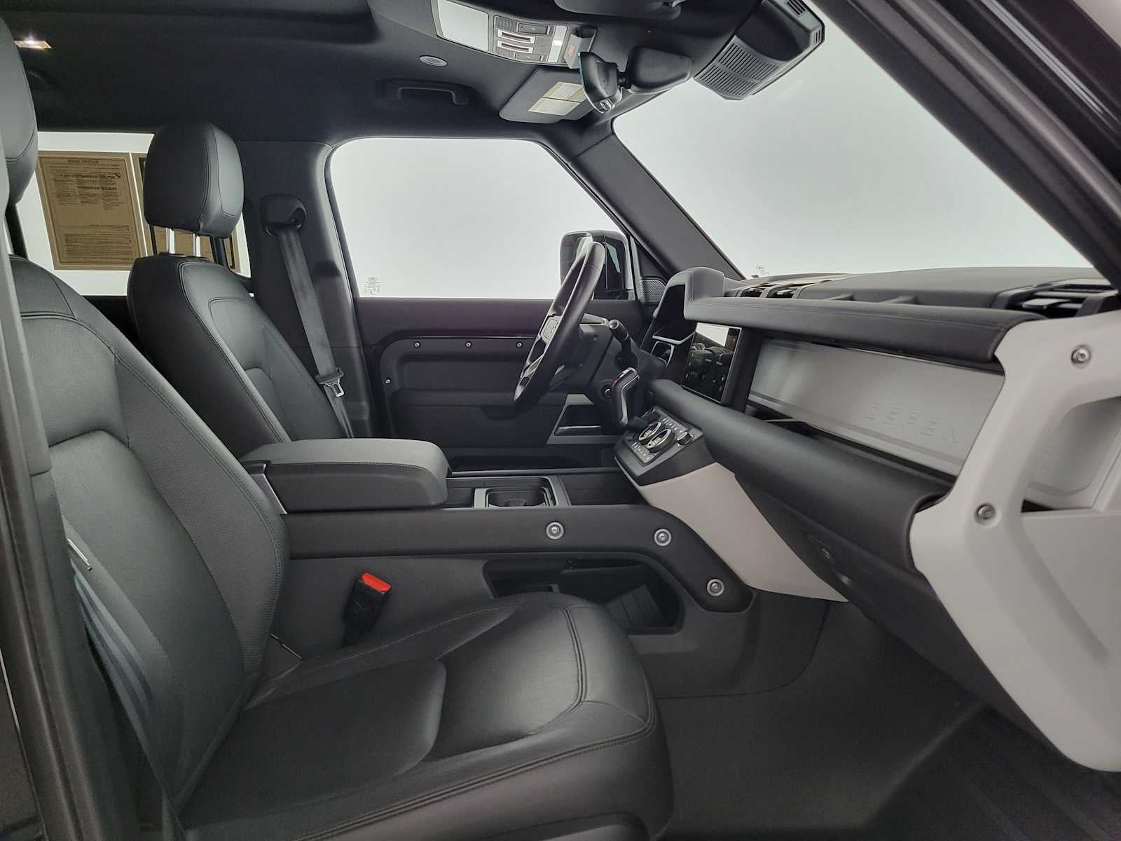 2024 Land Rover Defender S