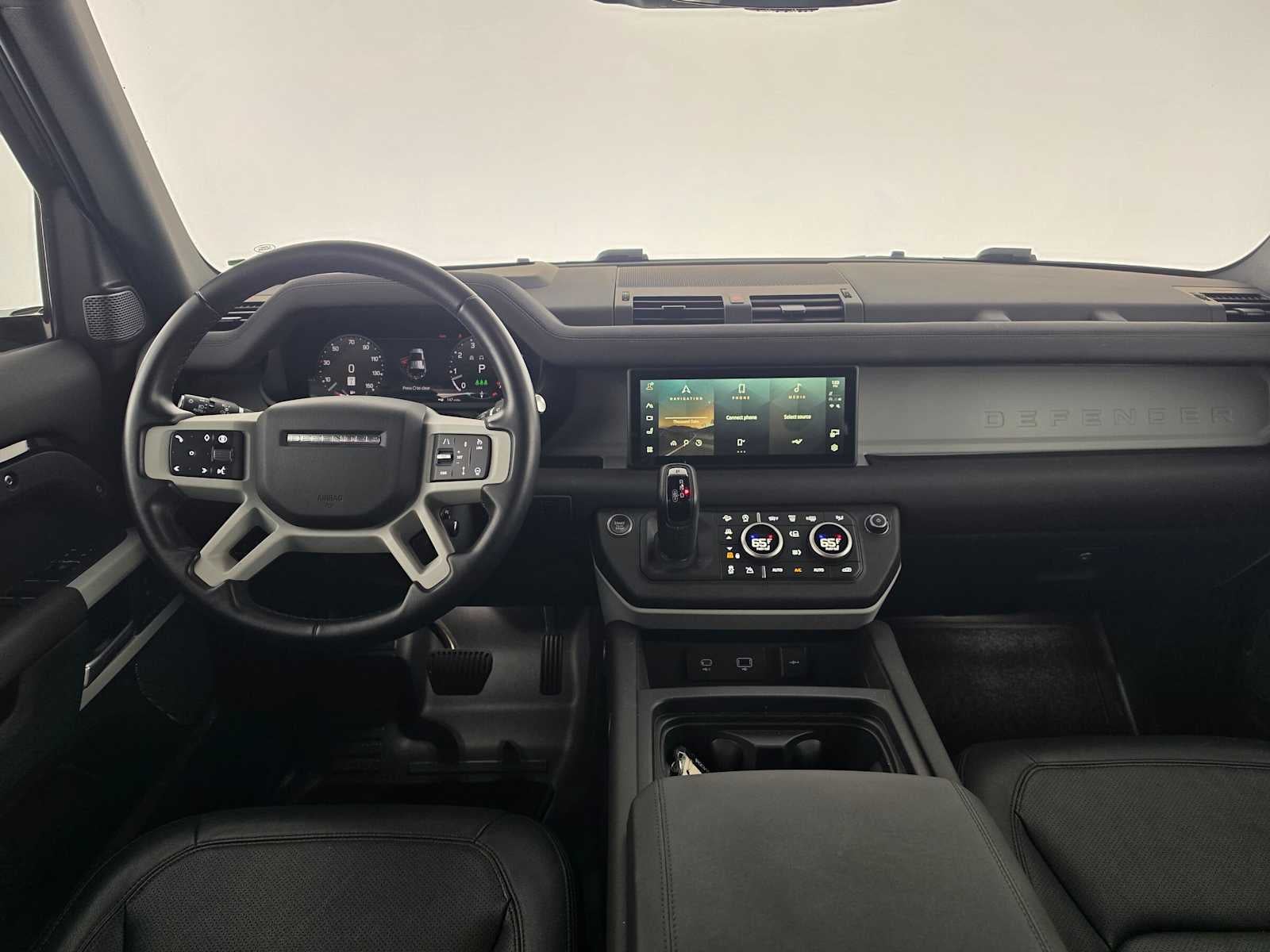 2024 Land Rover Defender S