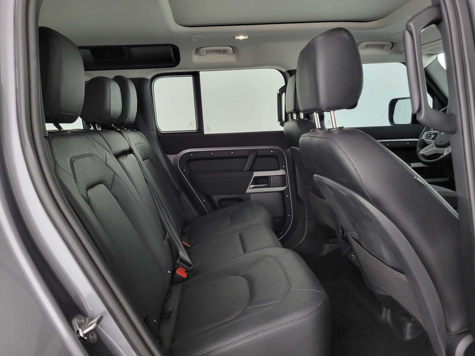2023 Land Rover Defender S
