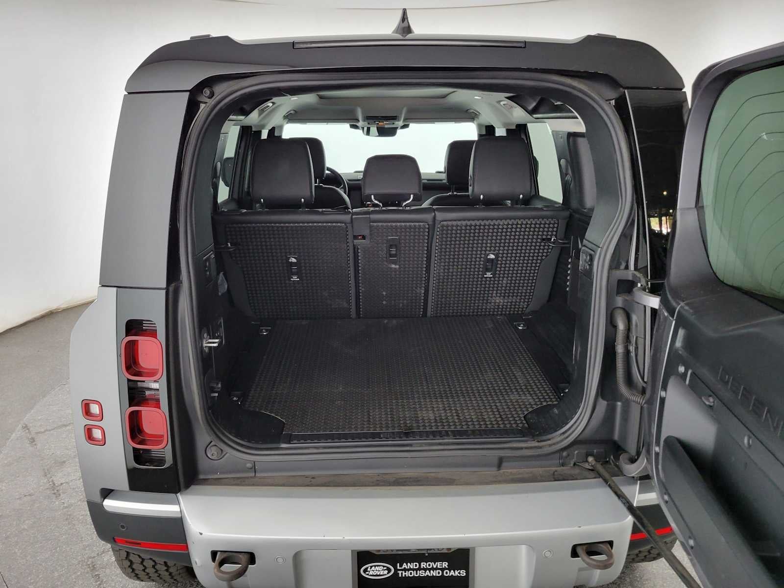 2023 Land Rover Defender S