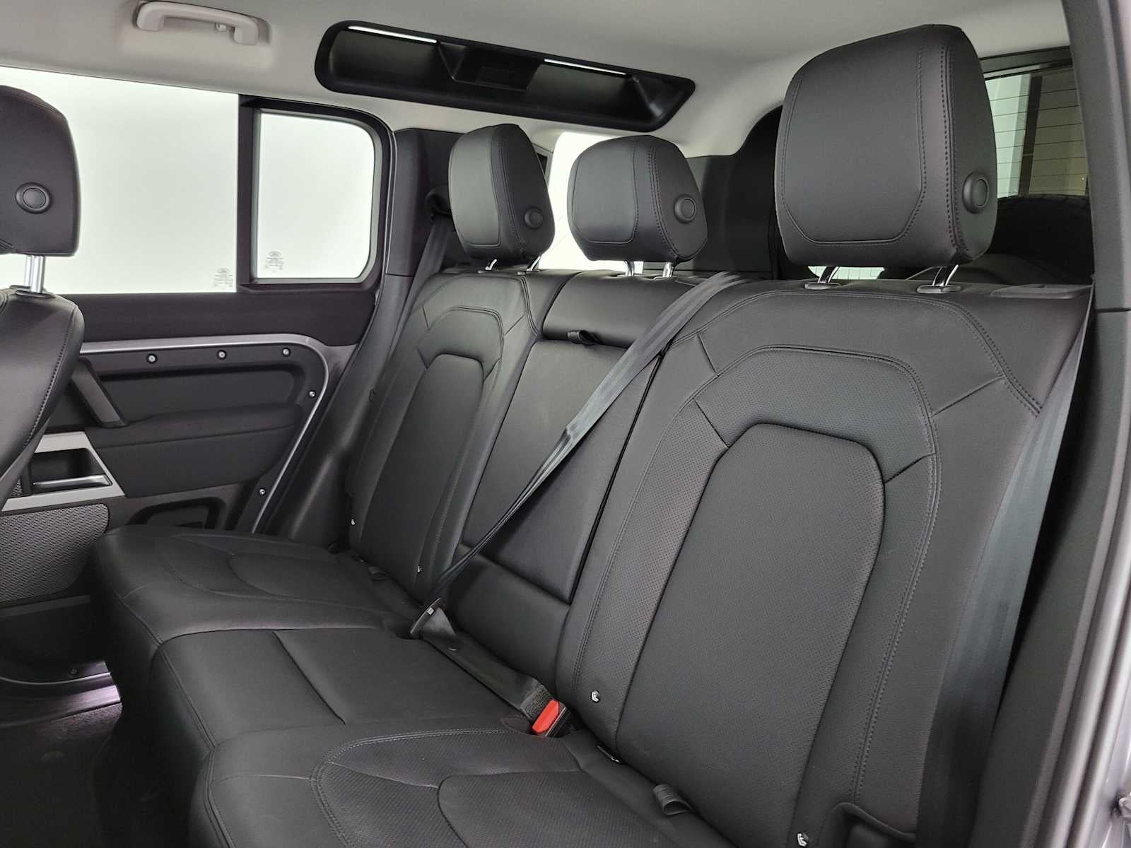 2023 Land Rover Defender S