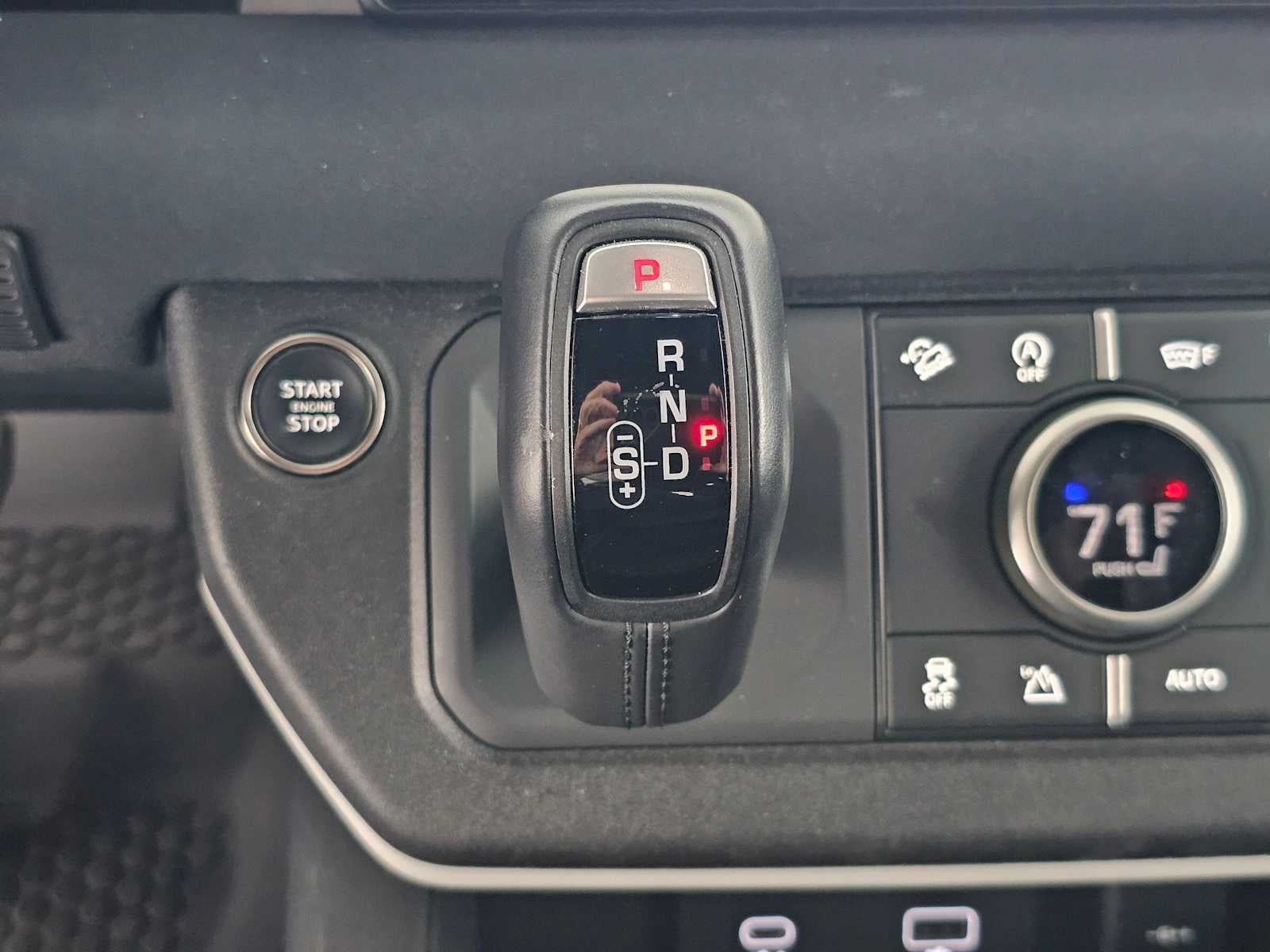 2023 Land Rover Defender S