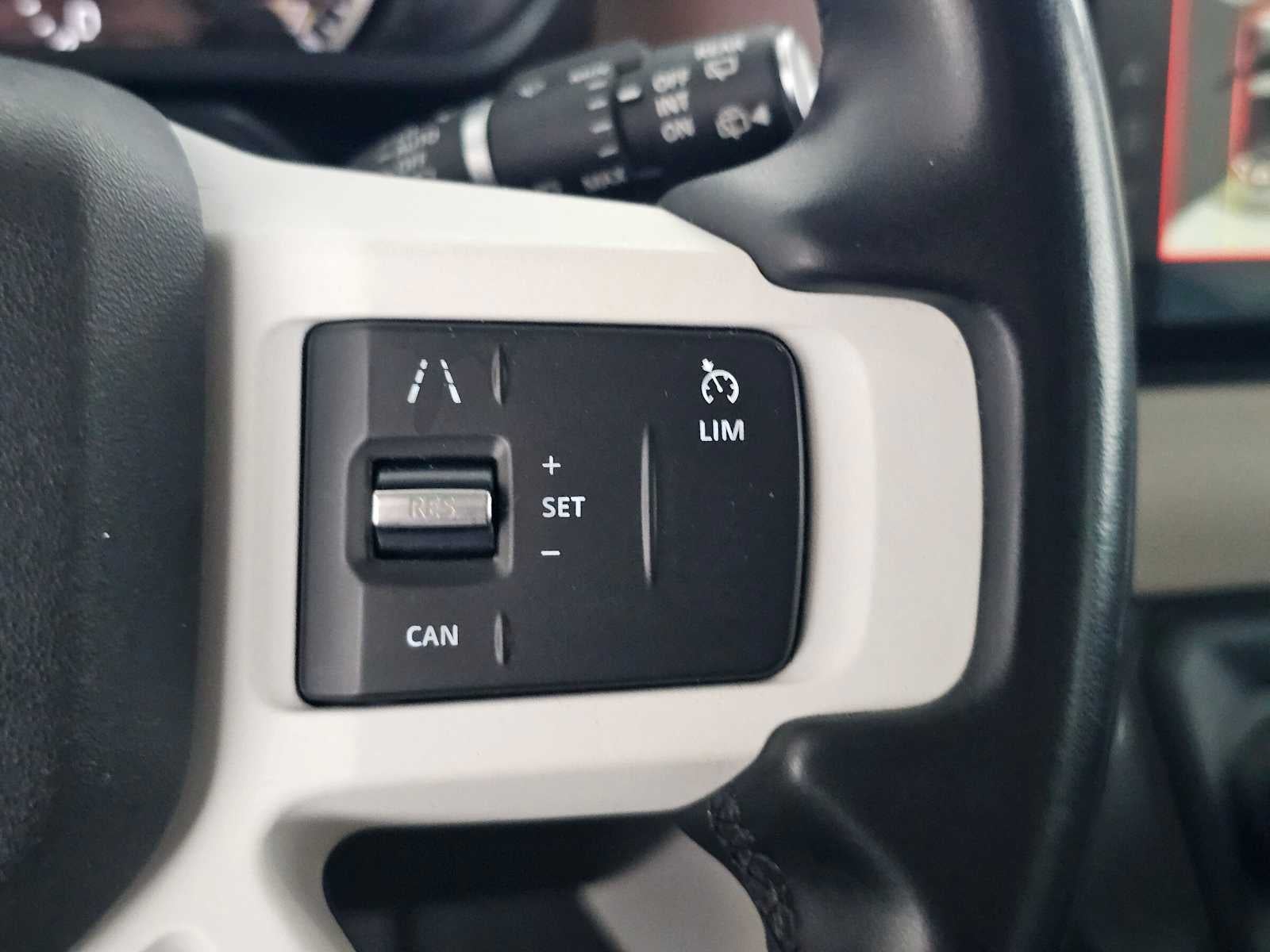 2023 Land Rover Defender S