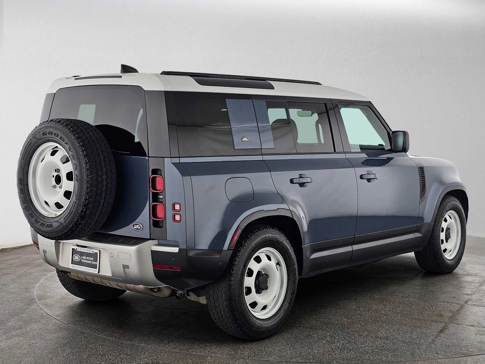 2023 Land Rover Defender S