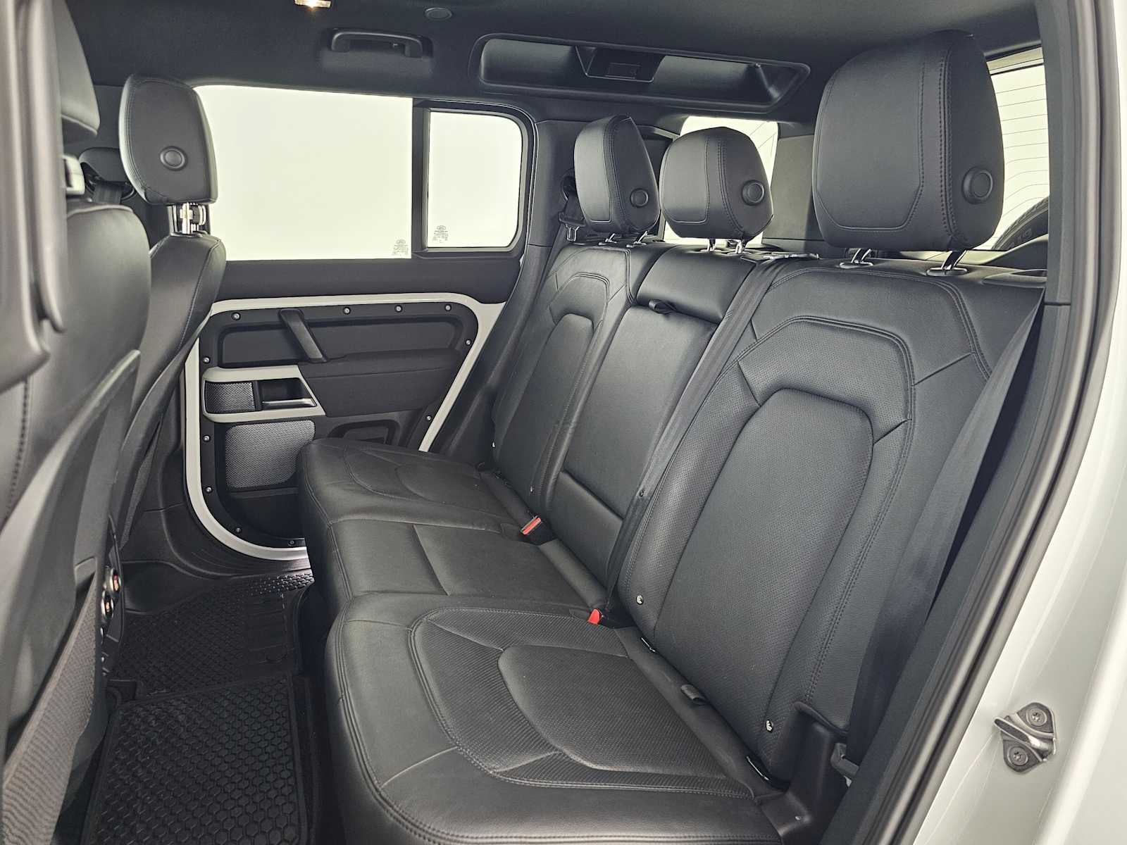 2023 Land Rover Defender S