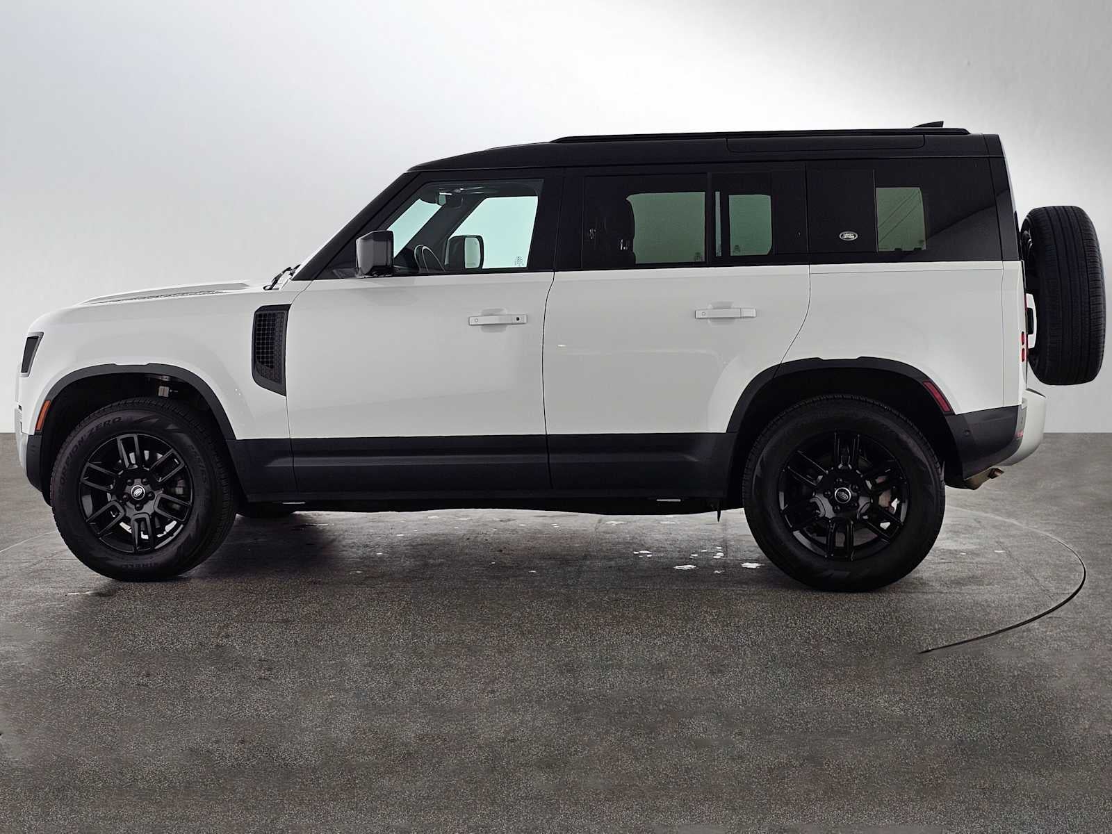 2023 Land Rover Defender S