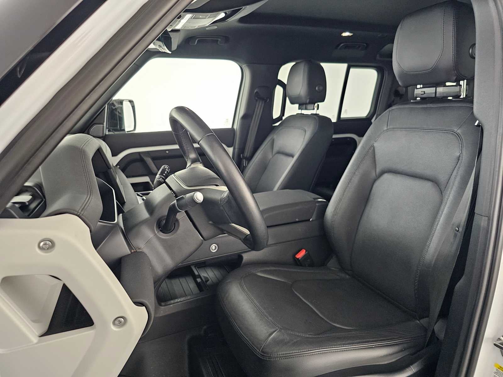 2023 Land Rover Defender S