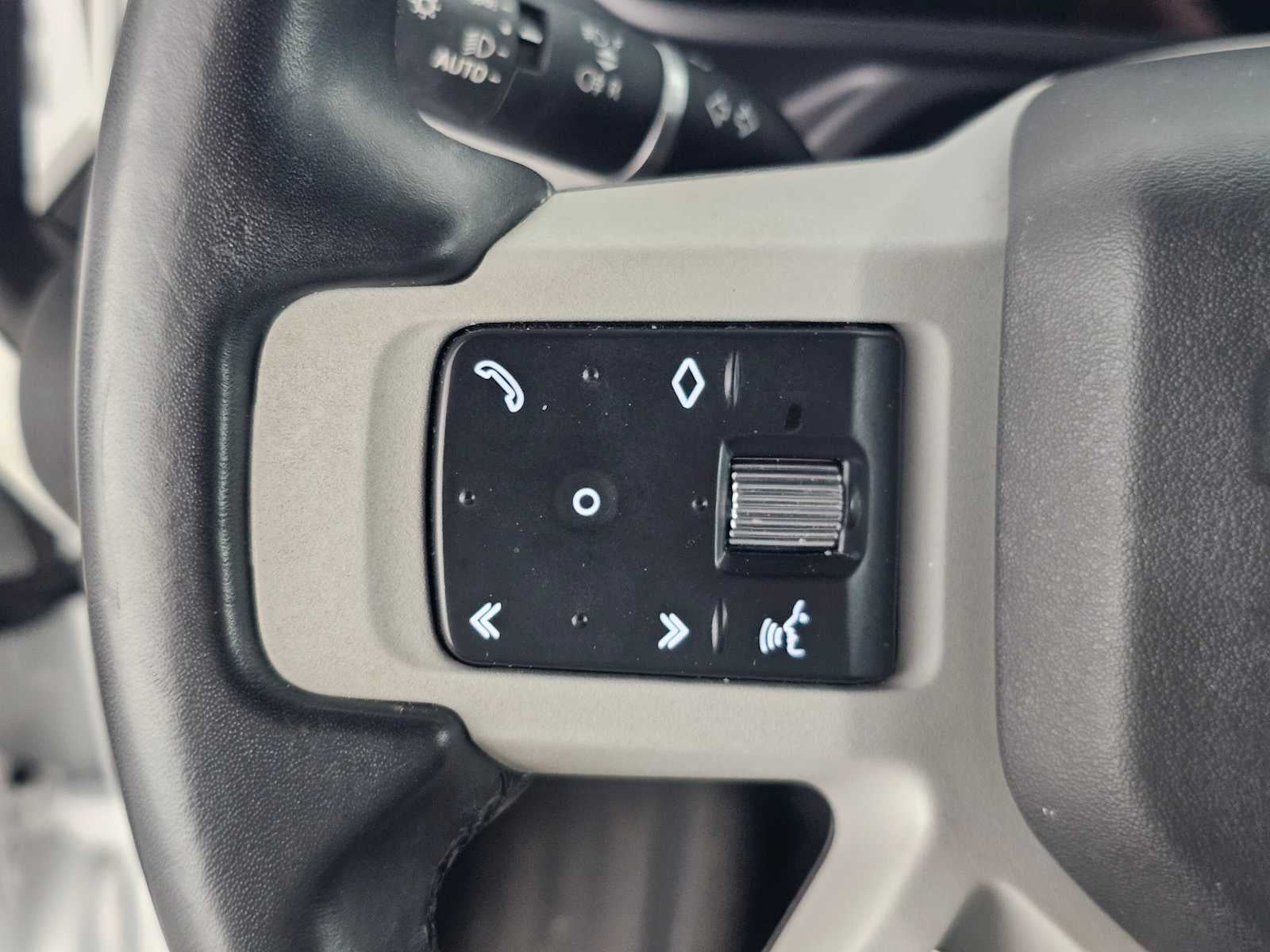 2023 Land Rover Defender S