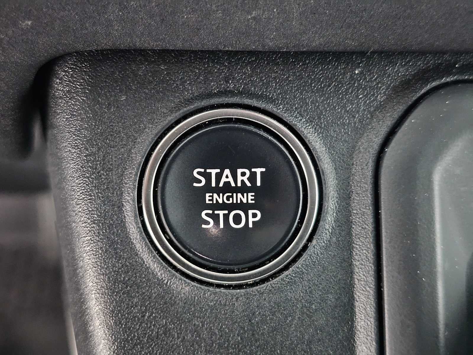 2023 Land Rover Defender S