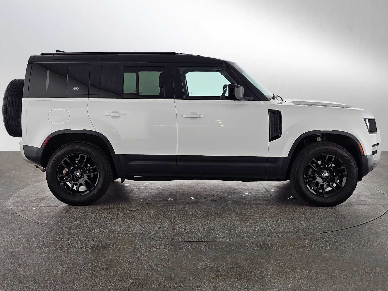 2023 Land Rover Defender S