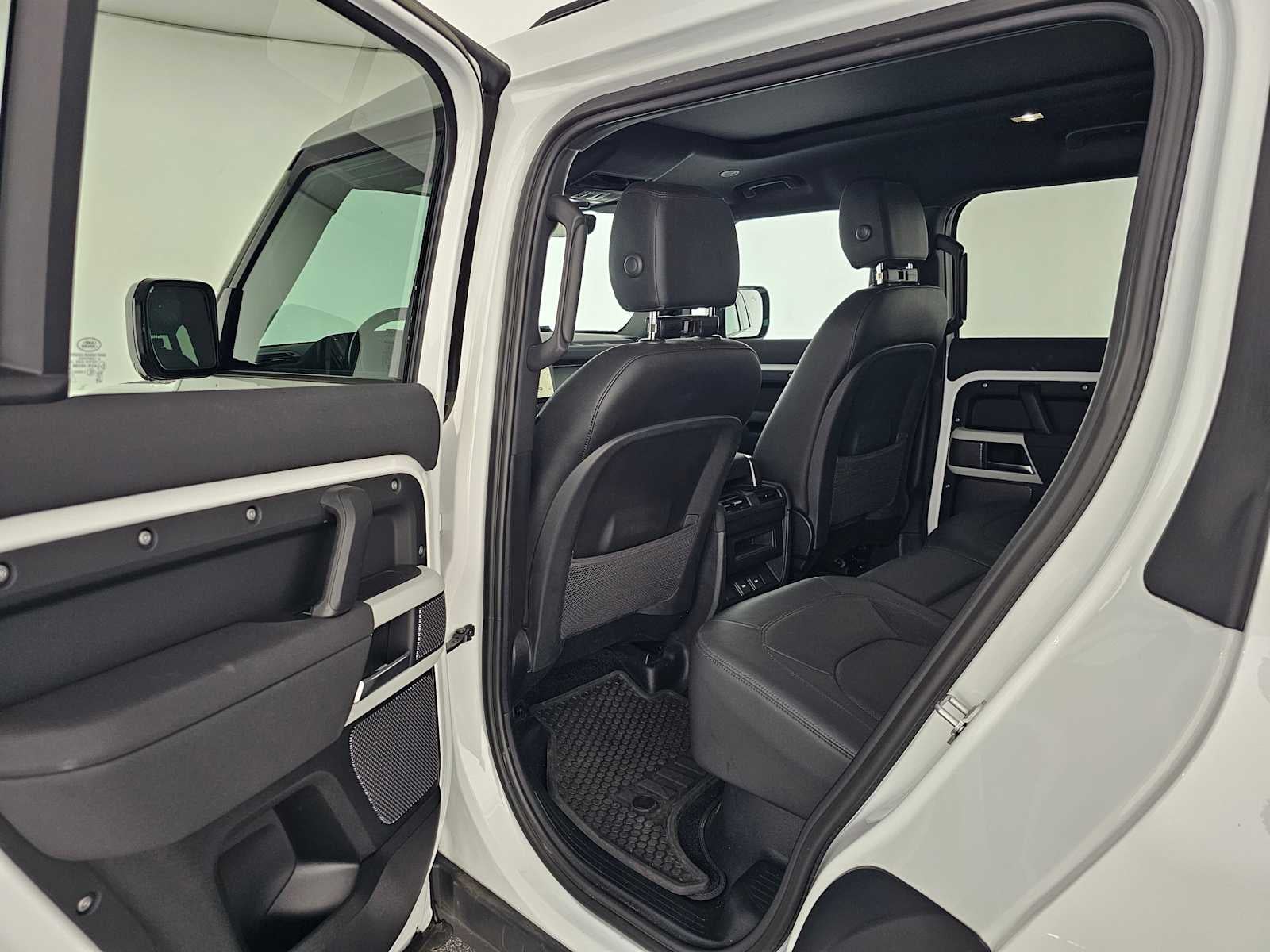 2023 Land Rover Defender S