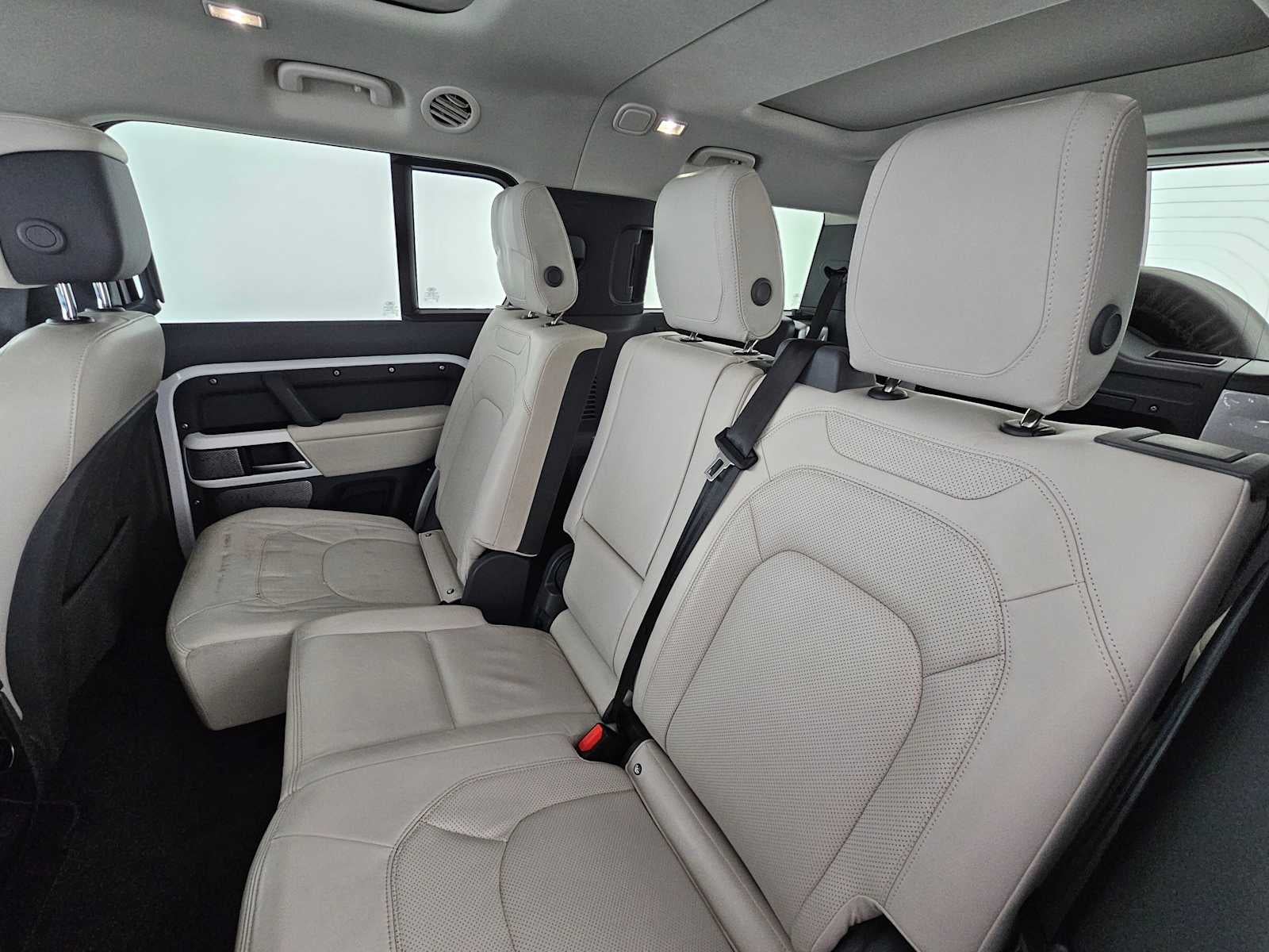2024 Land Rover Defender S