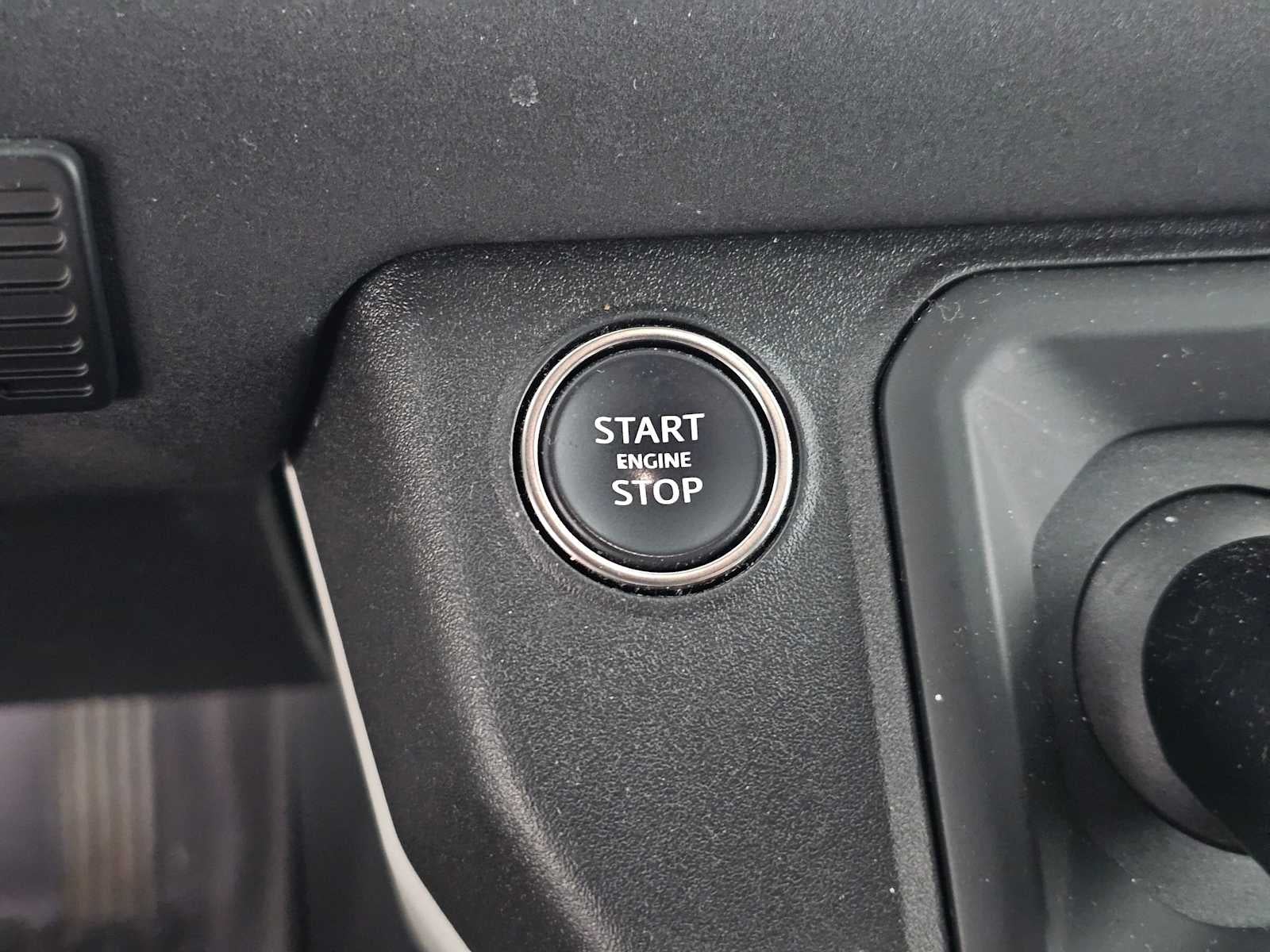 2023 Land Rover Defender S