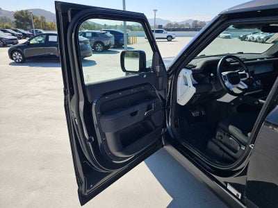2023 Land Rover Defender 110 AWD