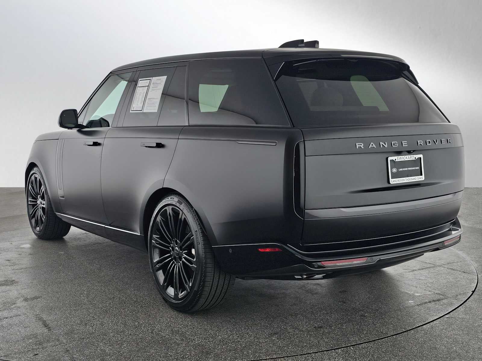 2026 Land Rover Range Rover SE