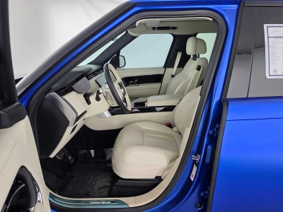 2025 Land Rover Range Rover SE