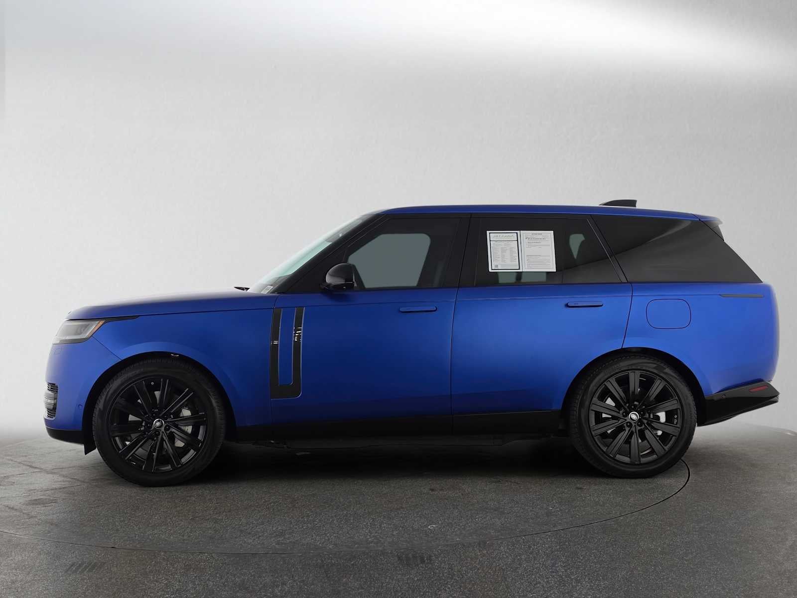 2025 Land Rover Range Rover SE