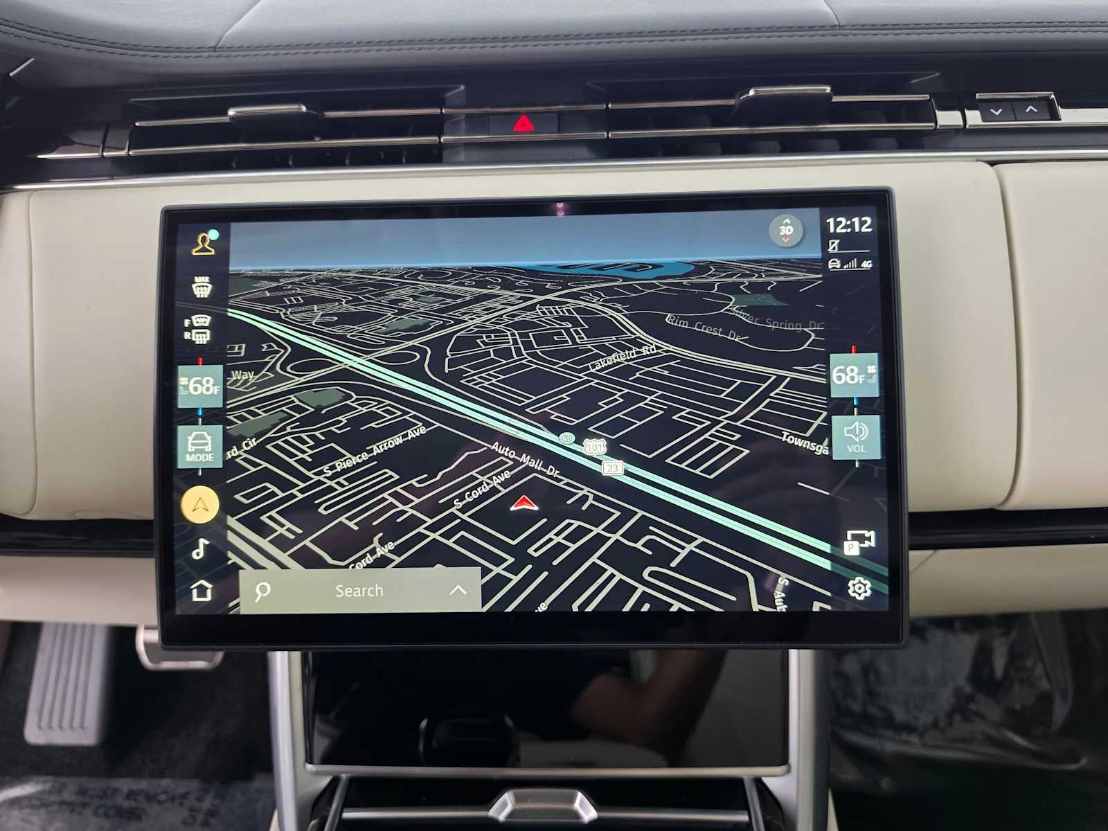 2025 Land Rover Range Rover SE