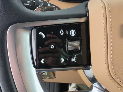 2025 Land Rover Range Rover SE