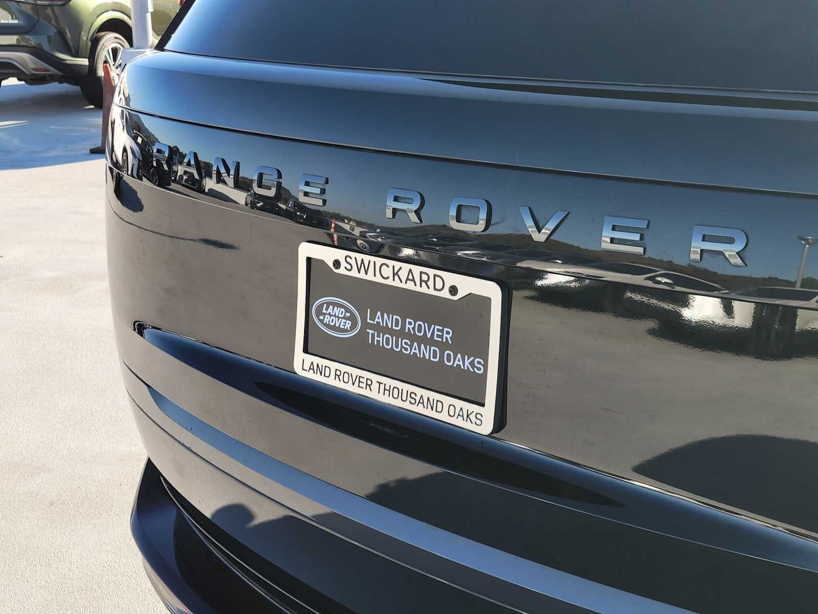 2025 Land Rover Range Rover SE