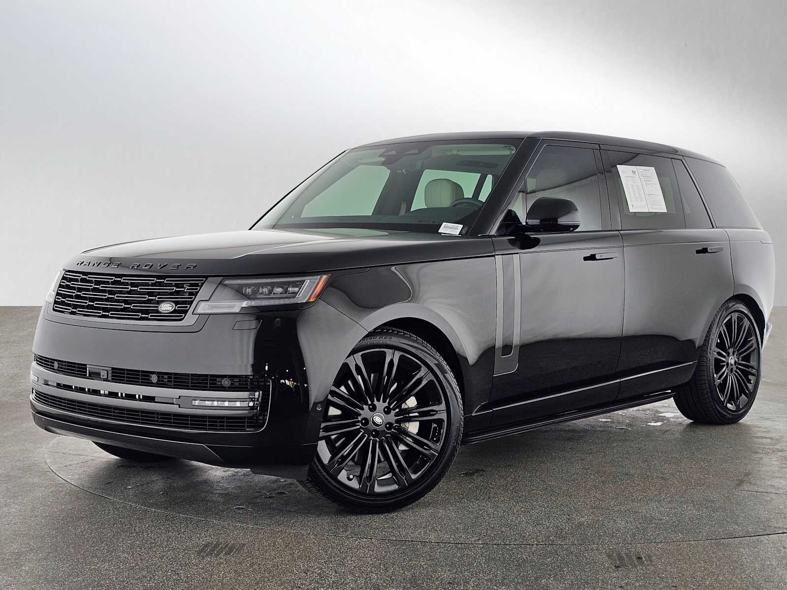 2024 Land Rover Range Rover SE