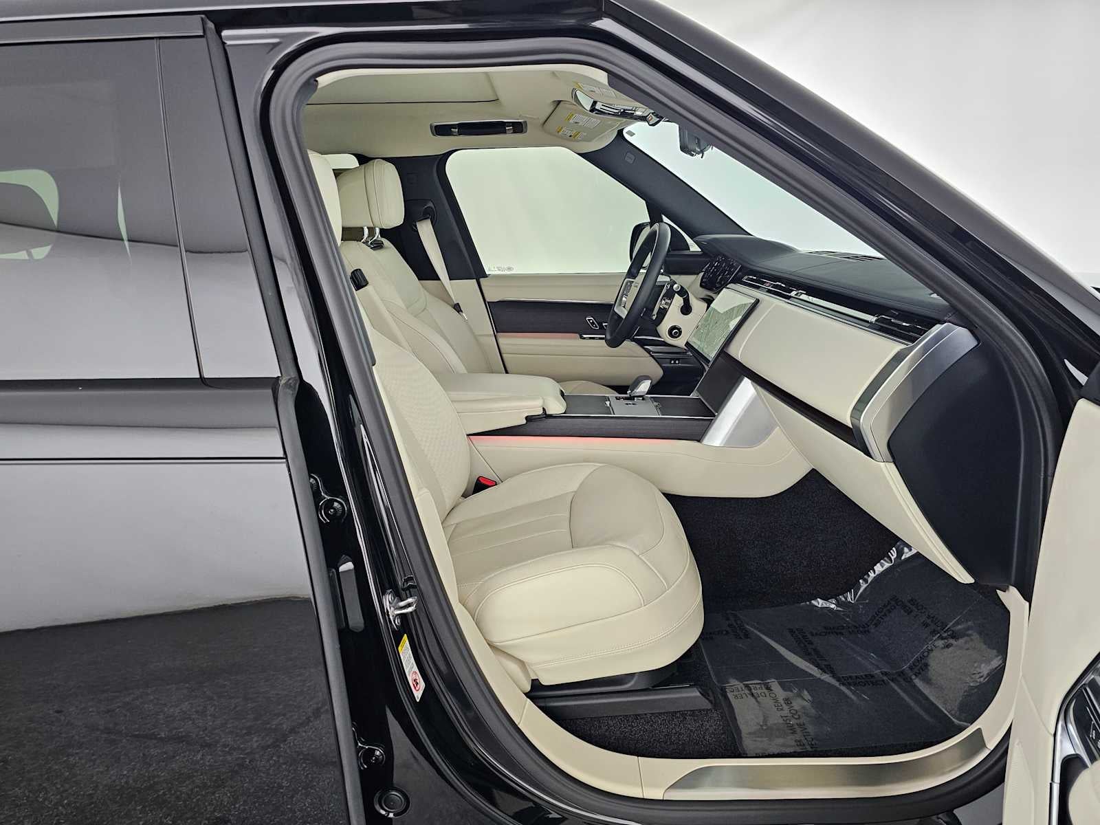 2024 Land Rover Range Rover SE