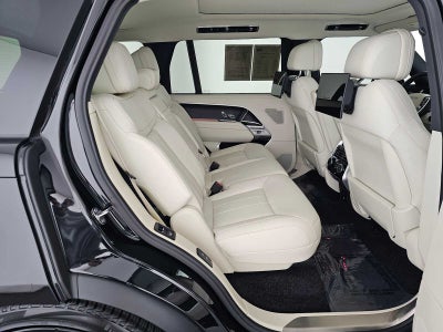 2024 Land Rover Range Rover SE