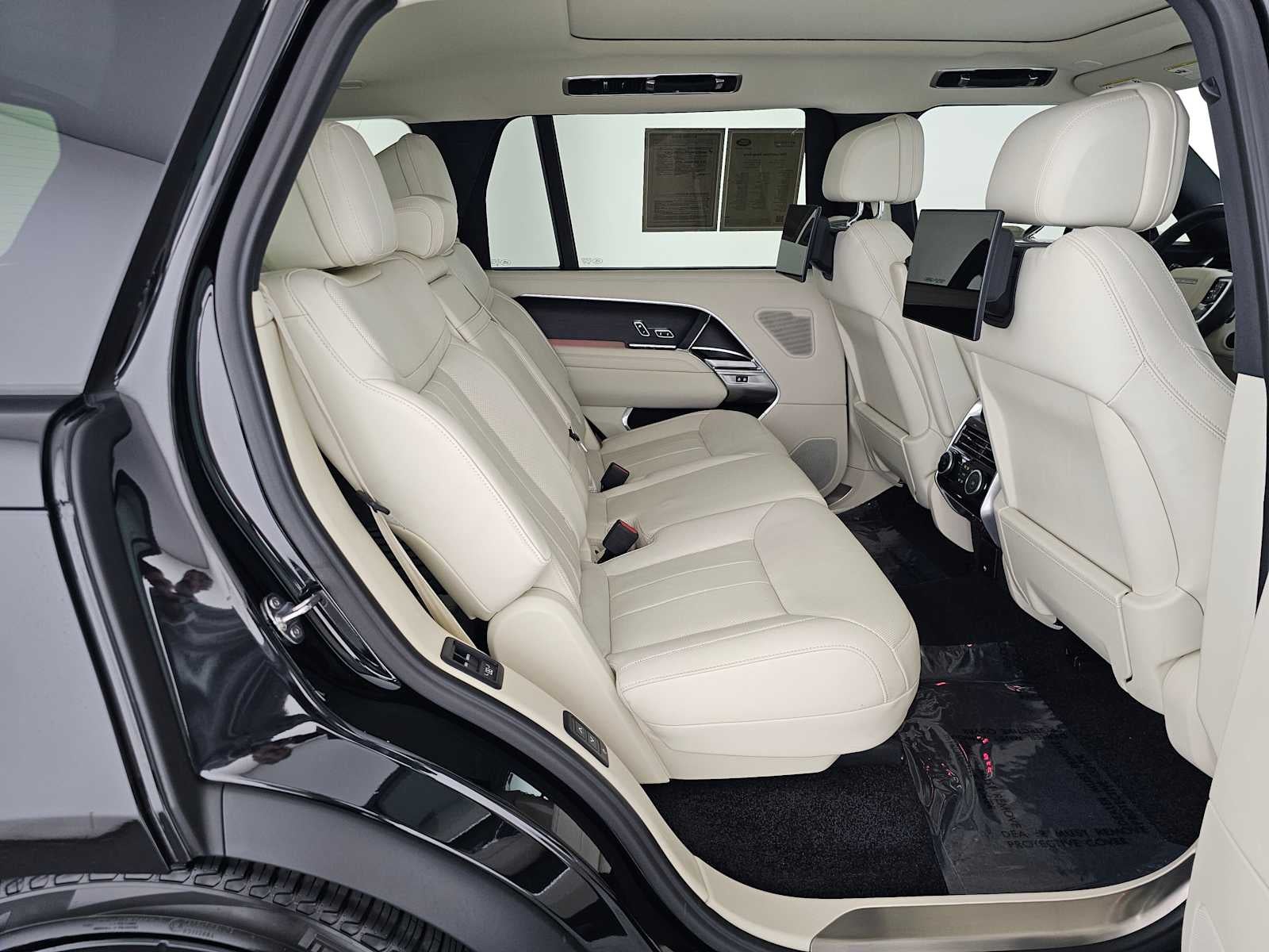 2024 Land Rover Range Rover SE