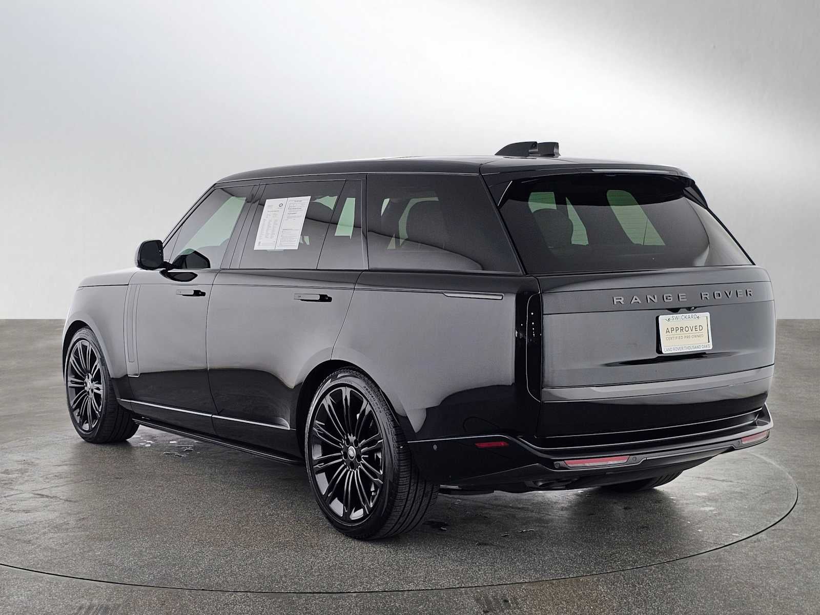 2024 Land Rover Range Rover SE