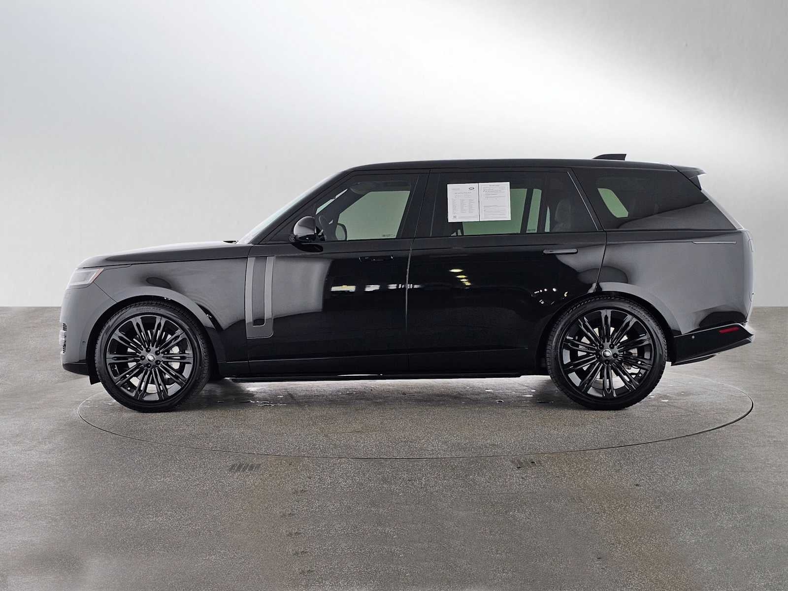 2024 Land Rover Range Rover SE