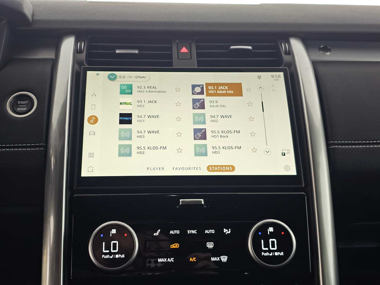 2025 Land Rover Discovery Dynamic SE