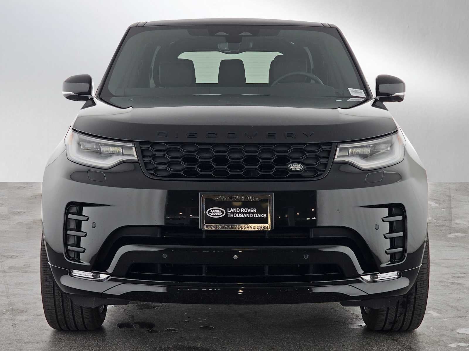 2025 Land Rover Discovery Dynamic SE