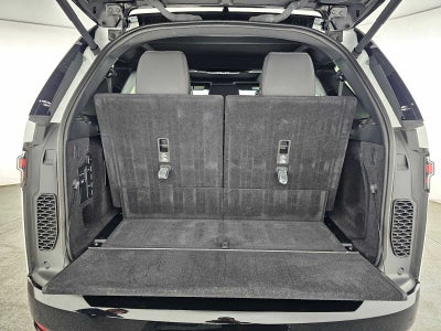 2024 Land Rover Discovery Dynamic SE