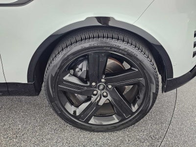 2024 Land Rover Discovery Dynamic SE